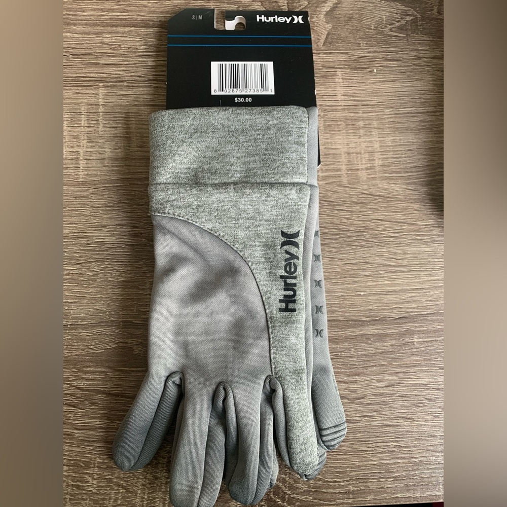 Hurley multi-use gloves